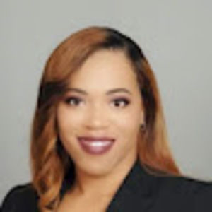 Meet your Posher, Latoya